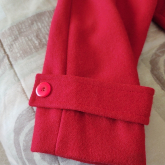 Coat - Picture 10 of 11